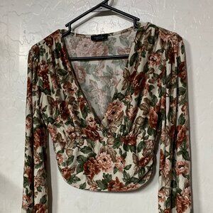 NEW Triple Seven Women's Long-Sleeve Floral Cropped Top Shirt Blouse Sz M.